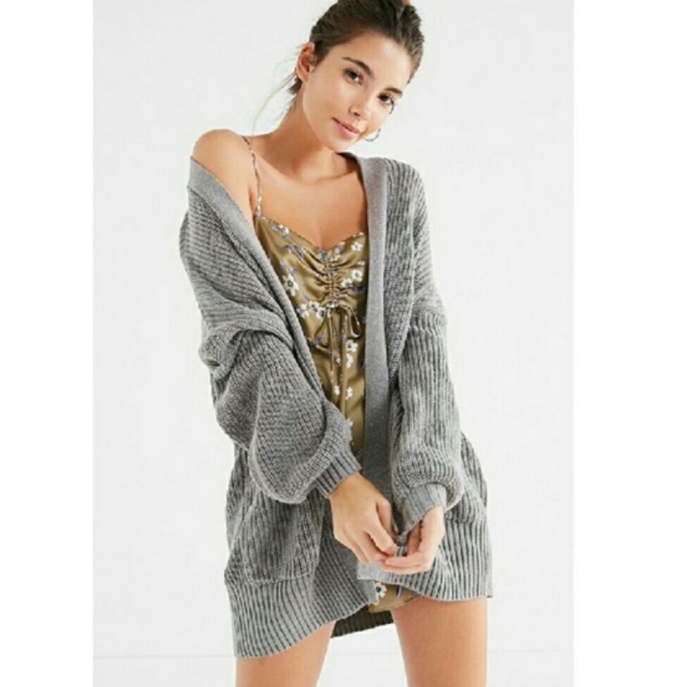 BDG Oversized Caridgan